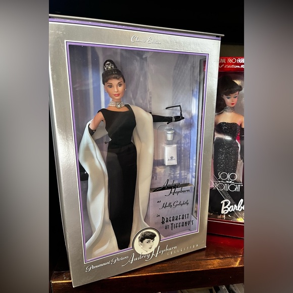 Audrey Hepburn collectible doll NIB - Picture 1 of 7